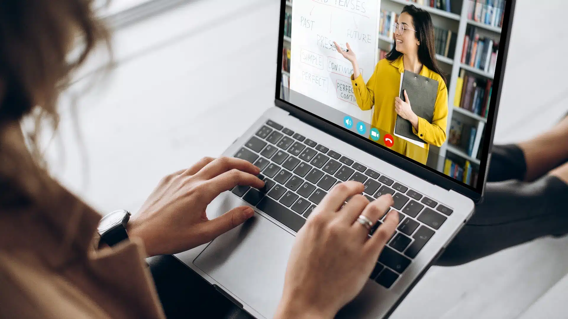 Benefits-of-Video-Tutorials-Distance-Learner-Watching-Video-166191408_m_normal_none-1.jpg Video Q&A: A Complete Guide for Marketers and Creators